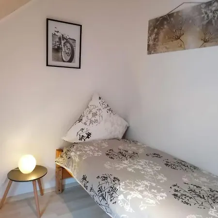 Ferienwohnung-knoofs * Schwirzheim